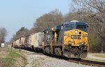 CSX 5238 leads train G739-16 northbound